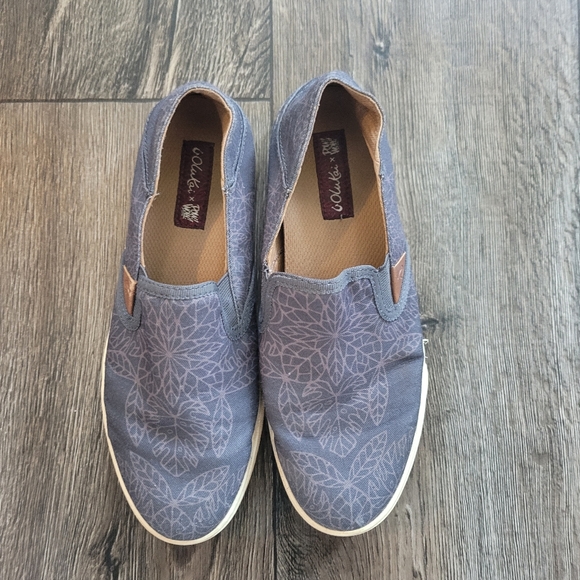 OluKai Shoes - OluKai Gray Slip-On Shoes with Leaf Design